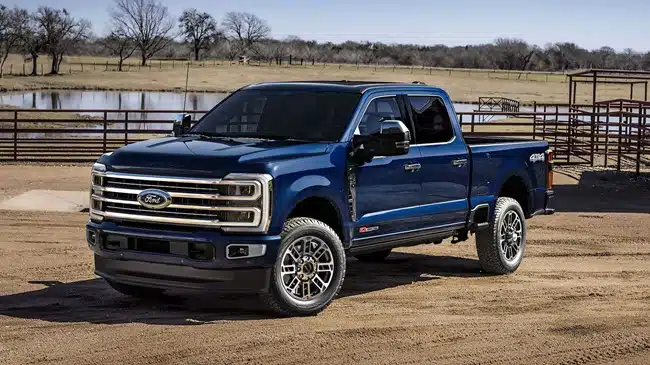 Compact vs Heavy Duty Pickup Trucks 2025